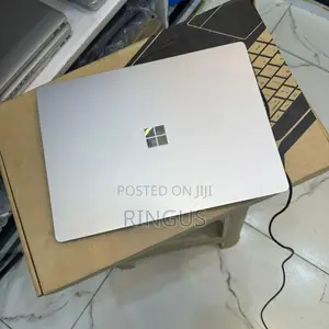Laptop Microsoft Surface Pro 5 8GB RAM 256GB SSD