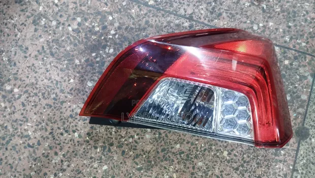 Honda Fit 2015-2018 Taillight (Genuine Ex-Japan) - 1