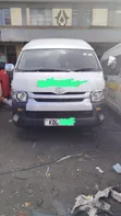 Toyota HiAce 2017 Commuter Bus - 2