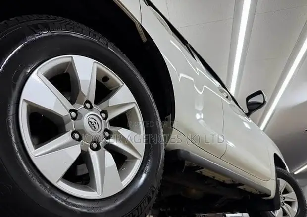 Toyota Land Cruiser Prado 2.8 2020 White - 1