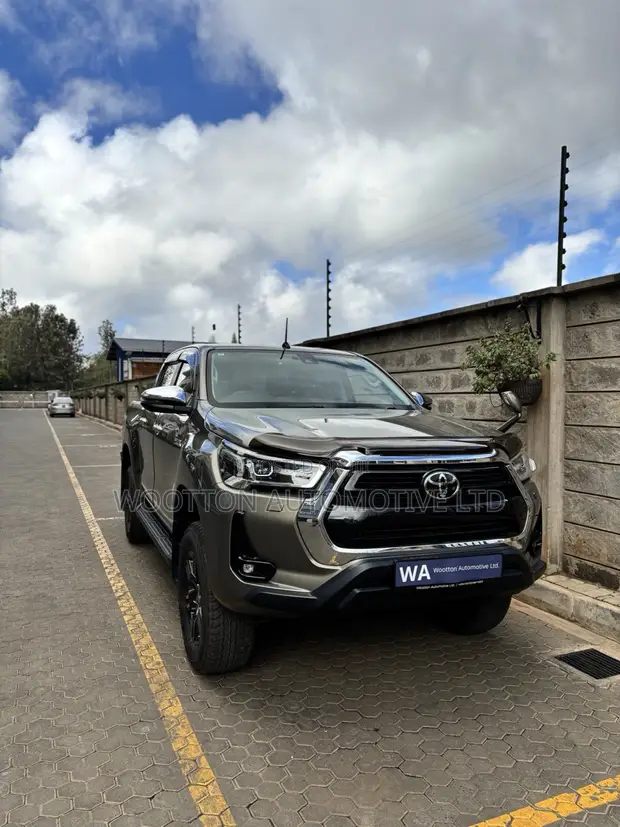 Toyota Hilux Double Cab 2021 - 1