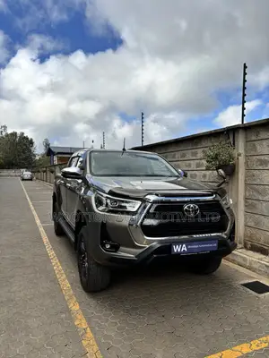 Toyota Hilux Double Cab 2021
