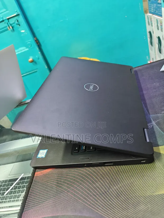 Dell Latitude 5300 2-in-1 Laptop 8GB i7 SSD 256GB - 1
