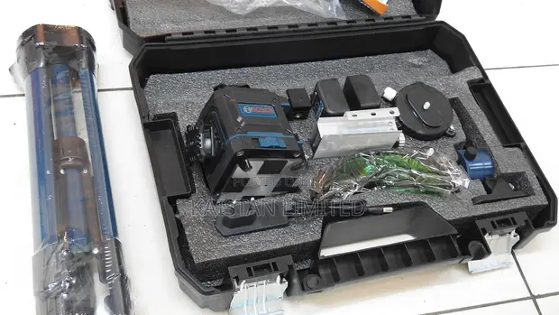 Bosch 16-Line 4D Self-Leveling Laser Level - 1