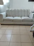 Kochi ya Kisasa ya Seater Tatu - 1