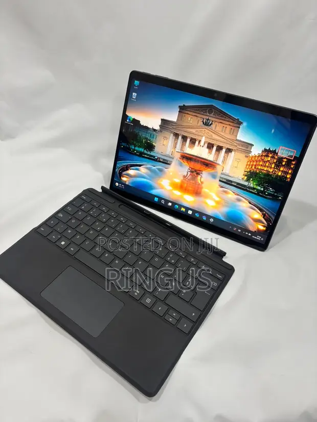 Microsoft Surface Pro 9 16GB Intel Core i7 512GB SSD - 1