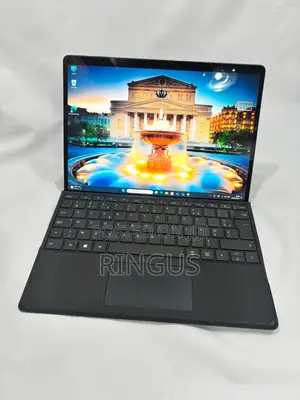 Microsoft Surface Pro 9 16GB Intel Core i7 512GB SSD