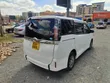 Toyota Voxy 2016 Nyeupe - 4