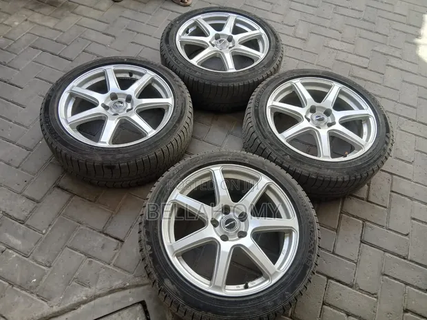 Magurudumu na Matairi ya Dunlop R19 kutoka Japan (Mazda CX-3) - 1