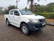 Toyota Hilux 2010 Double Cab - 2
