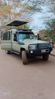 Toyota Land Cruiser 2013 Beige - 1