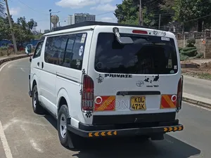 Toyota HiAce Tour Van 2015