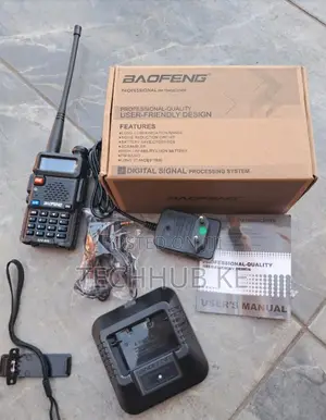 Baofeng UV-5R Portable Walkie Talkie with Charger