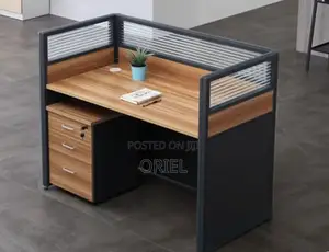 1-Seater Office Workstation / Individual Staff Desk