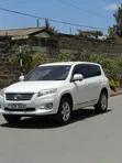 Toyota Vanguard 2010 Nyeupe - 1