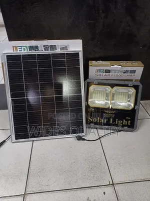 100W Waterproof LED Solar Flood Light