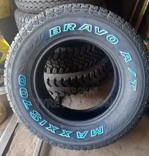 Matairi 225/65R17 Maxxis