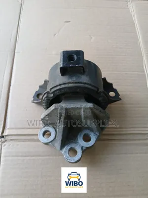 Nissan Dayz Gearbox Mount - Imetumika