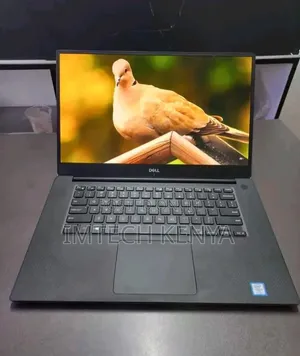 Laptopi ya Dell Precision 5530 - Intel Core i7, 8GB RAM, 256GB SSD