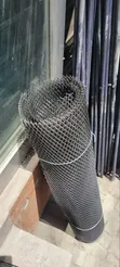 Expandable Metal Mesh 8ft x 4m - 1
