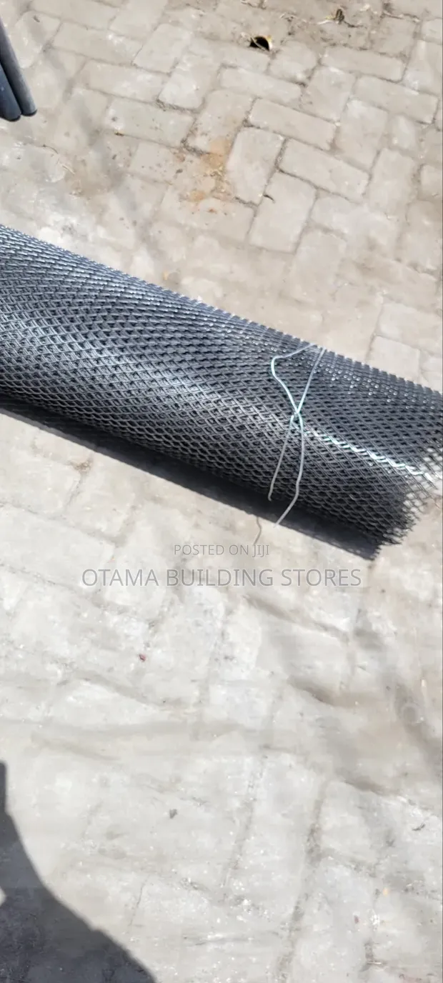 Expanded Metal Mesh 8ft x 4m - 1