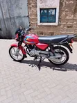 Bajaj Boxer 125 2025 Nyekundu - 3
