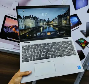 Dell Latitude 5530 Laptop - Core i7, 8GB RAM, 256GB SSD