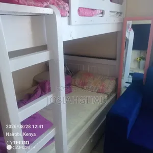BUILT Bunk Beds - Mbao Mpya ya Mahogany