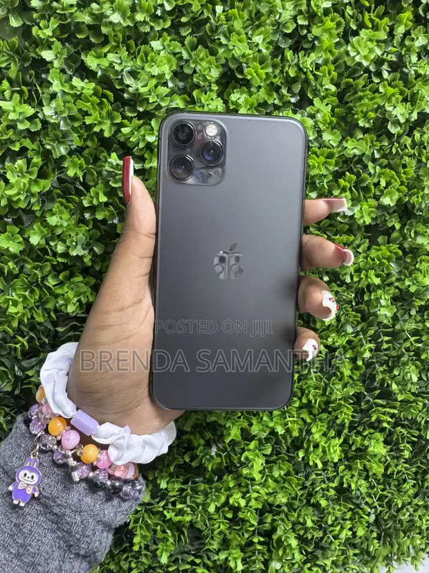 Apple iPhone 11 Pro 256GB Graphite - 1