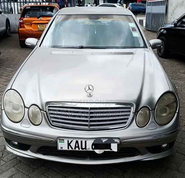 Mercedes-Benz E240 1999 - 1