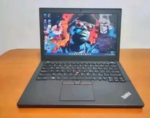 Laptopi ya Lenovo ThinkPad X260 8GB RAM 256GB SSD