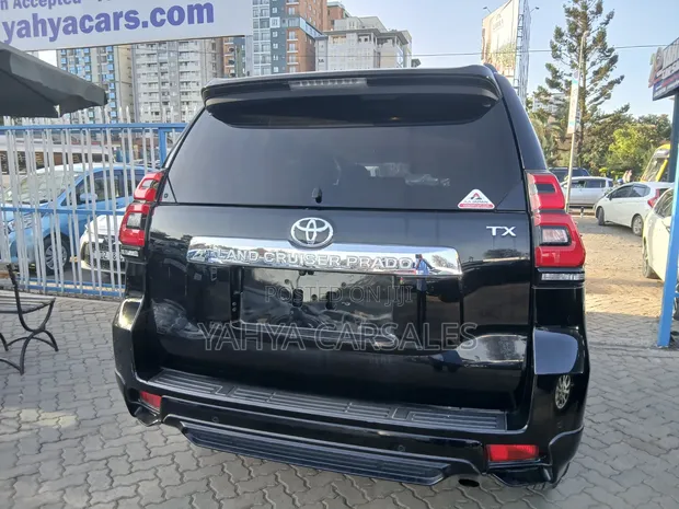 Toyota Land Cruiser Prado 2018 Matt Black - 1