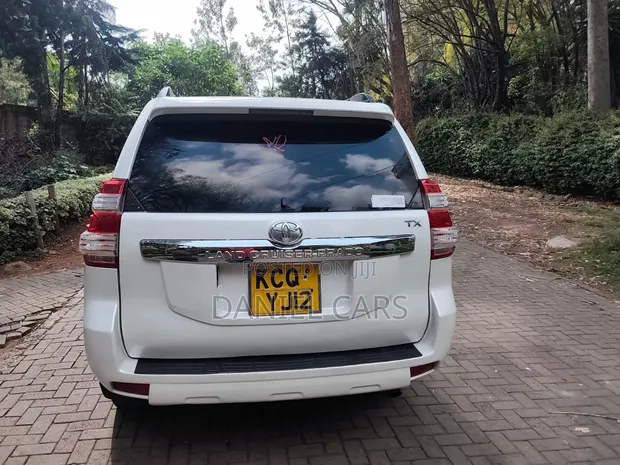 Toyota Land Cruiser Prado TX 2014 Nyeupe - 1