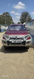 Mitsubishi Pajero Sport Exceed 2015 Burgundy - 1