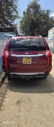 Mitsubishi Pajero Sport Exceed 2015 Burgundy - 5