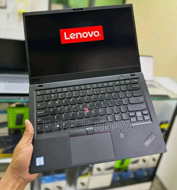 Laptopi ya Lenovo ThinkPad X1 Carbon - 1