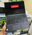 Laptopi ya Lenovo ThinkPad X1 Carbon - 1