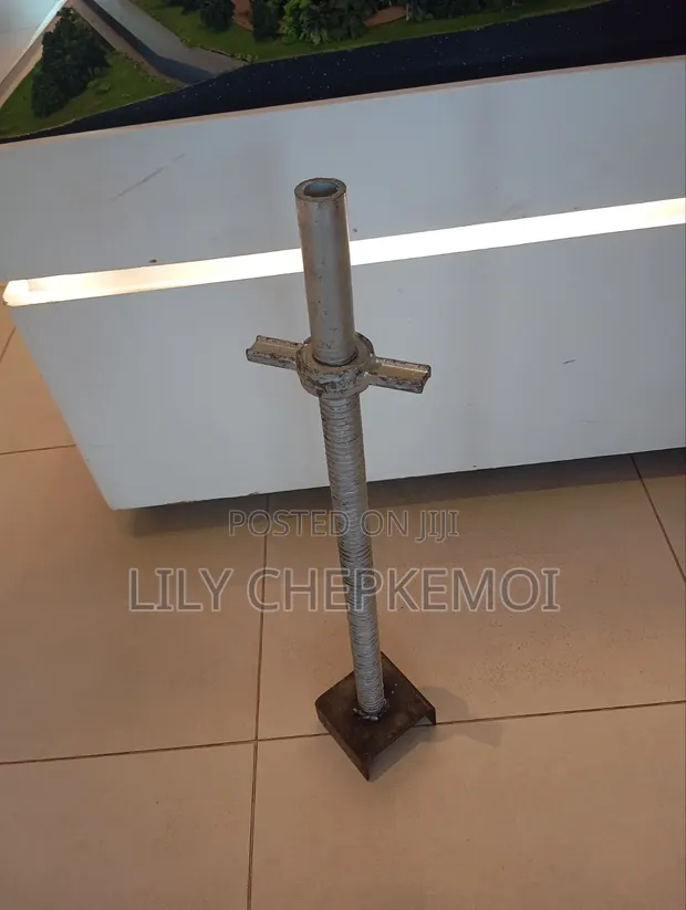 U-Jack Screws - Adjustable Scaffolding Support - 1