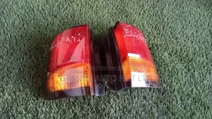 Nissan Elgrand Taillight (Used)