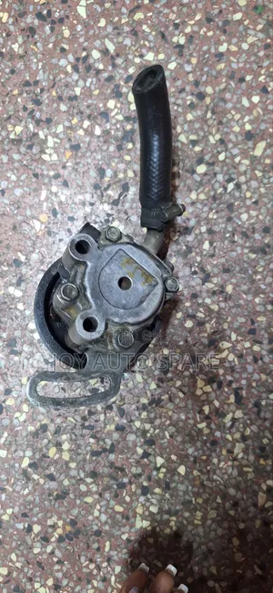 Toyota TownAce 3C Engine Power Steering Pump (Iliyo tumika)