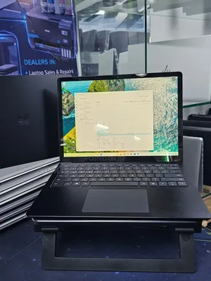 Laptop Microsoft Surface 32GB RAM, 1TB SSD, Intel Core i7