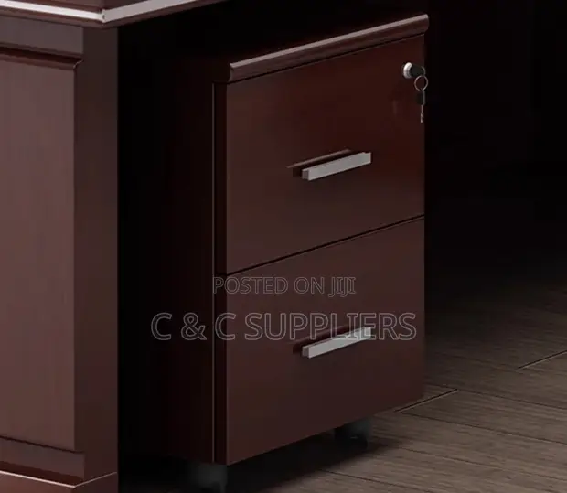 Kikao cha Mbao ya Mahogany Mtendaji - 1400mm - 1