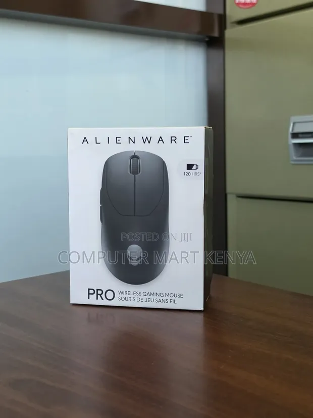Alienware Pro Wireless Gaming Mouse - 1