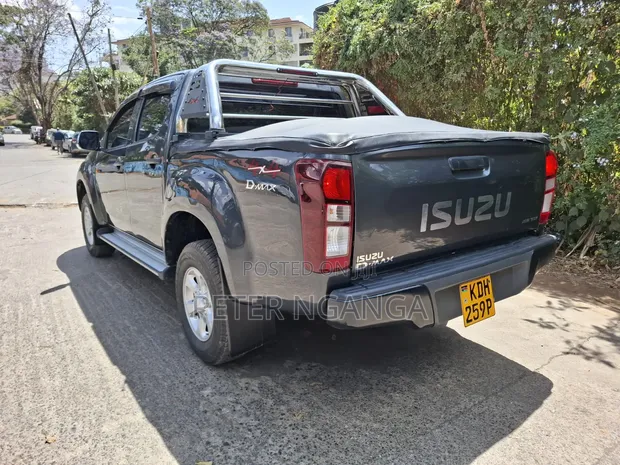 Isuzu D-MAX 2022 Double Cabin - 1