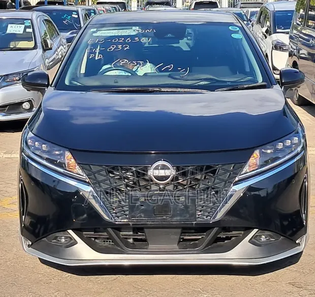 Nissan Note 1.2 Hybrid 2021 Black - 1