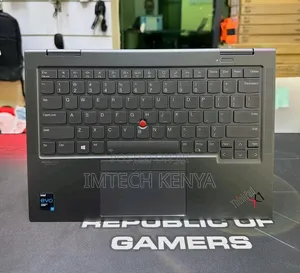 Lenovo ThinkPad X1 Yoga - Core i7, 32GB RAM, 512GB SSD