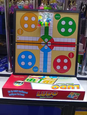 Set Kubwa ya Mchezo wa Ludo