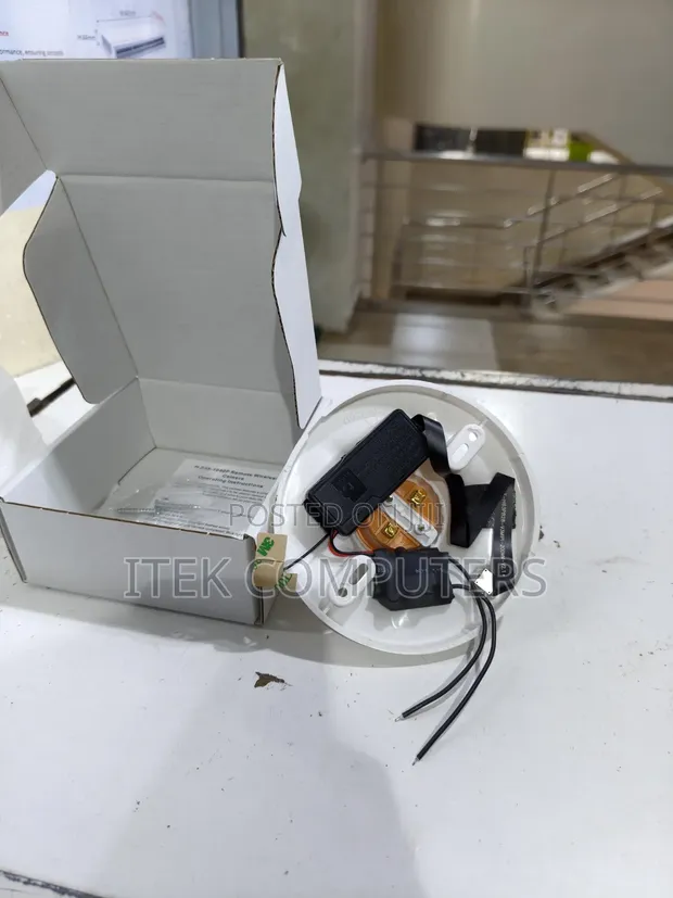 Kamera ya Usalama ya Kipochi cha Balbu Isiyo na Waya (V380Pro) - 1