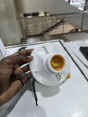 Bulb Holder Camera with Motion Alerts & Remote Monitoring