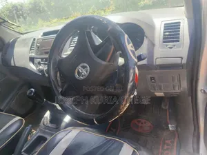 Toyota Hilux Vigo 2015 Single Cab Pickup